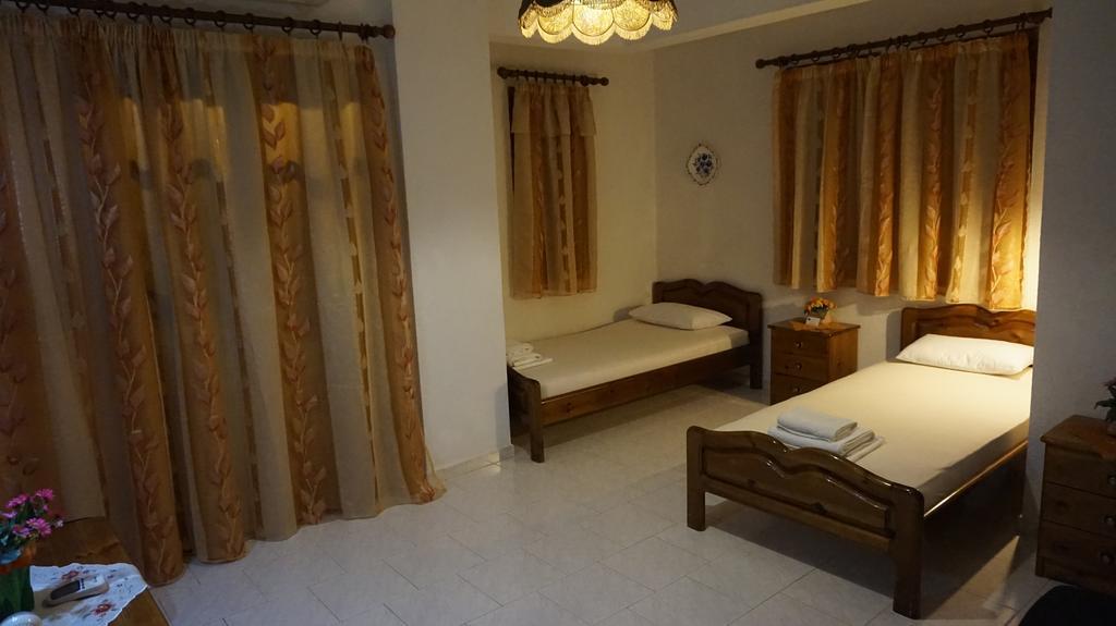 Hotel Mary Marathókampos Habitación foto